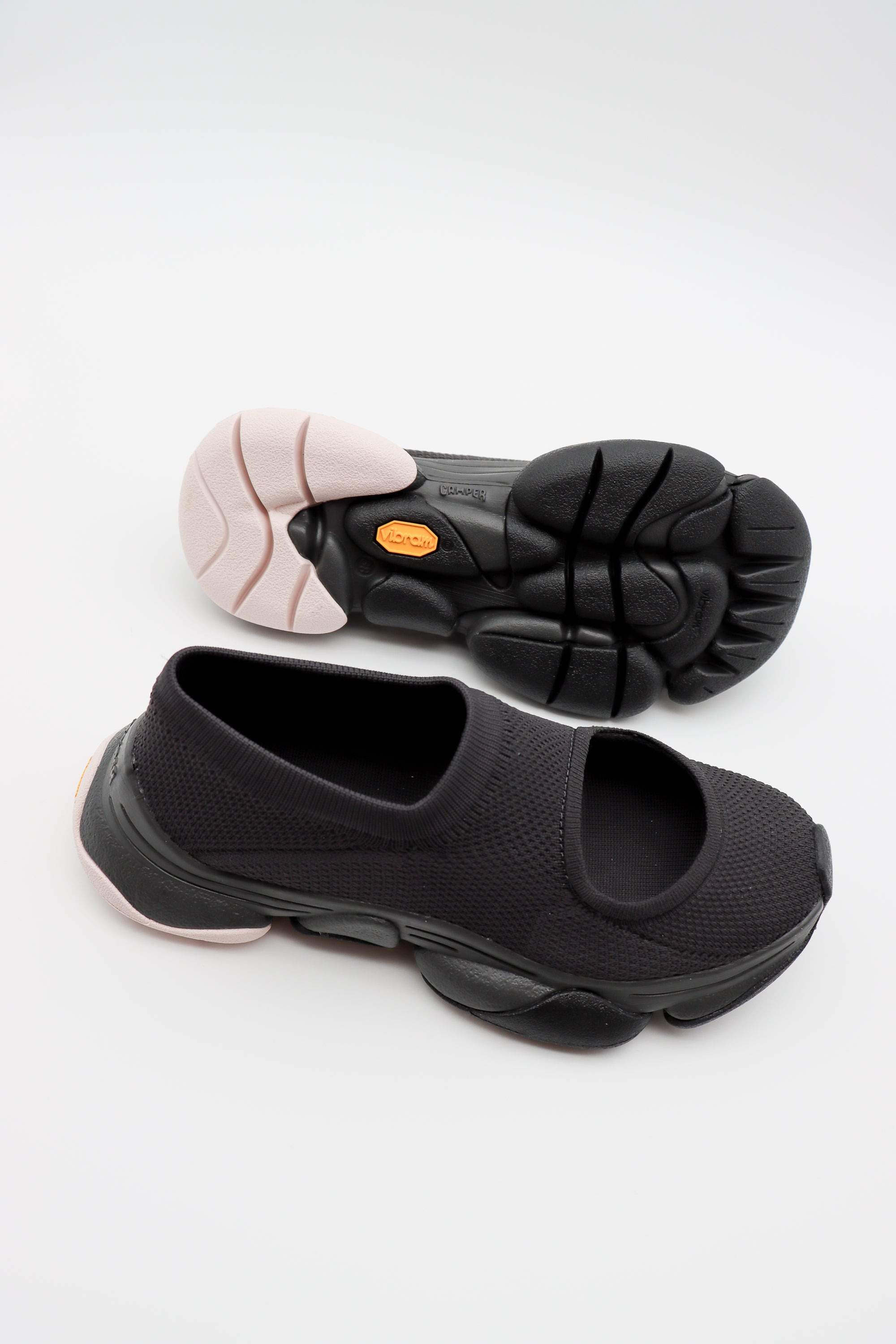 Camper x ISSEY MIYAKE Karst Finch in Black by Camper