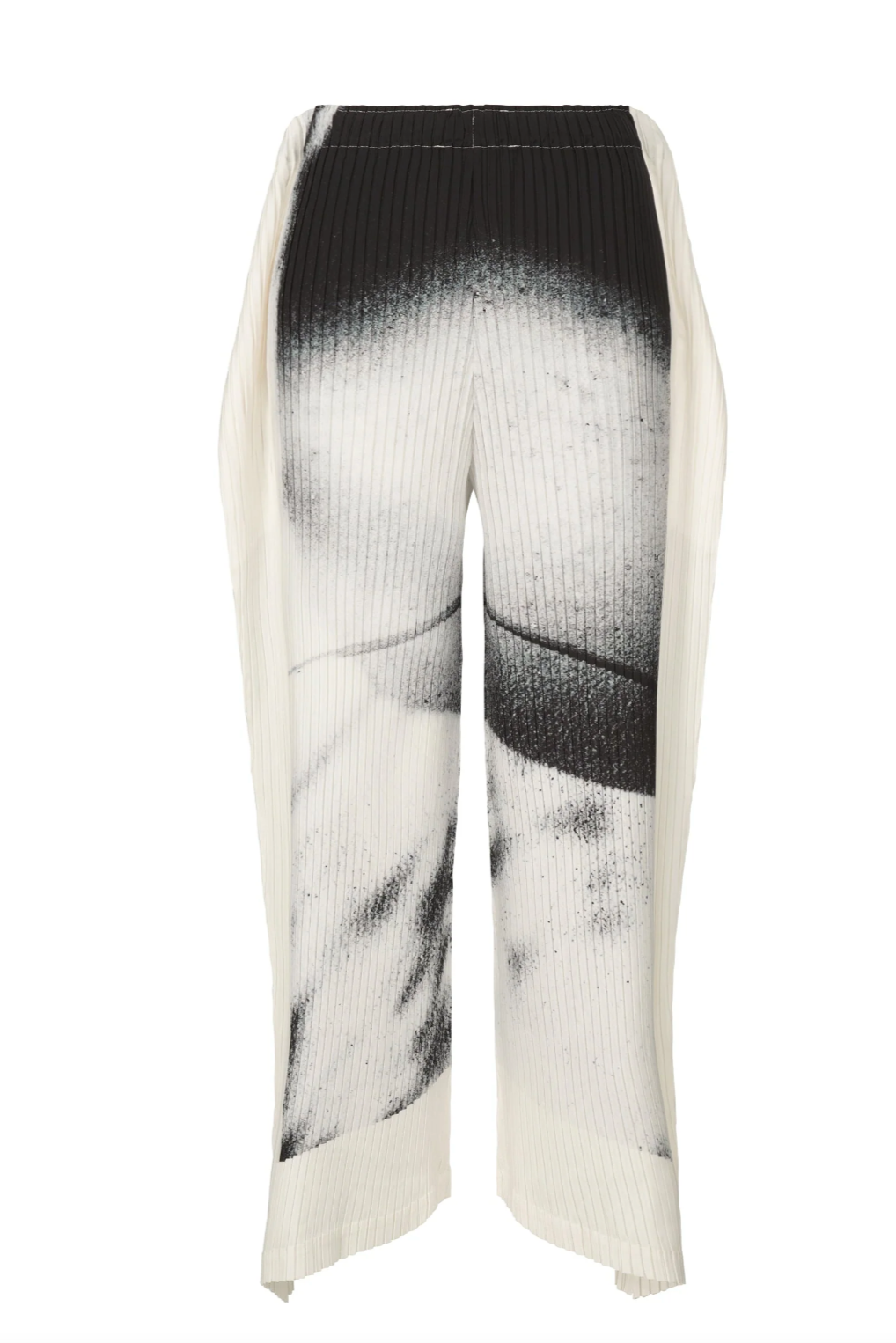 パンツ ISSEY MIYAKE SHADOW STUDY PLEATS SOLID Shadow Study Pleats Pants in Shadow by Issey Miyake – Idlewild