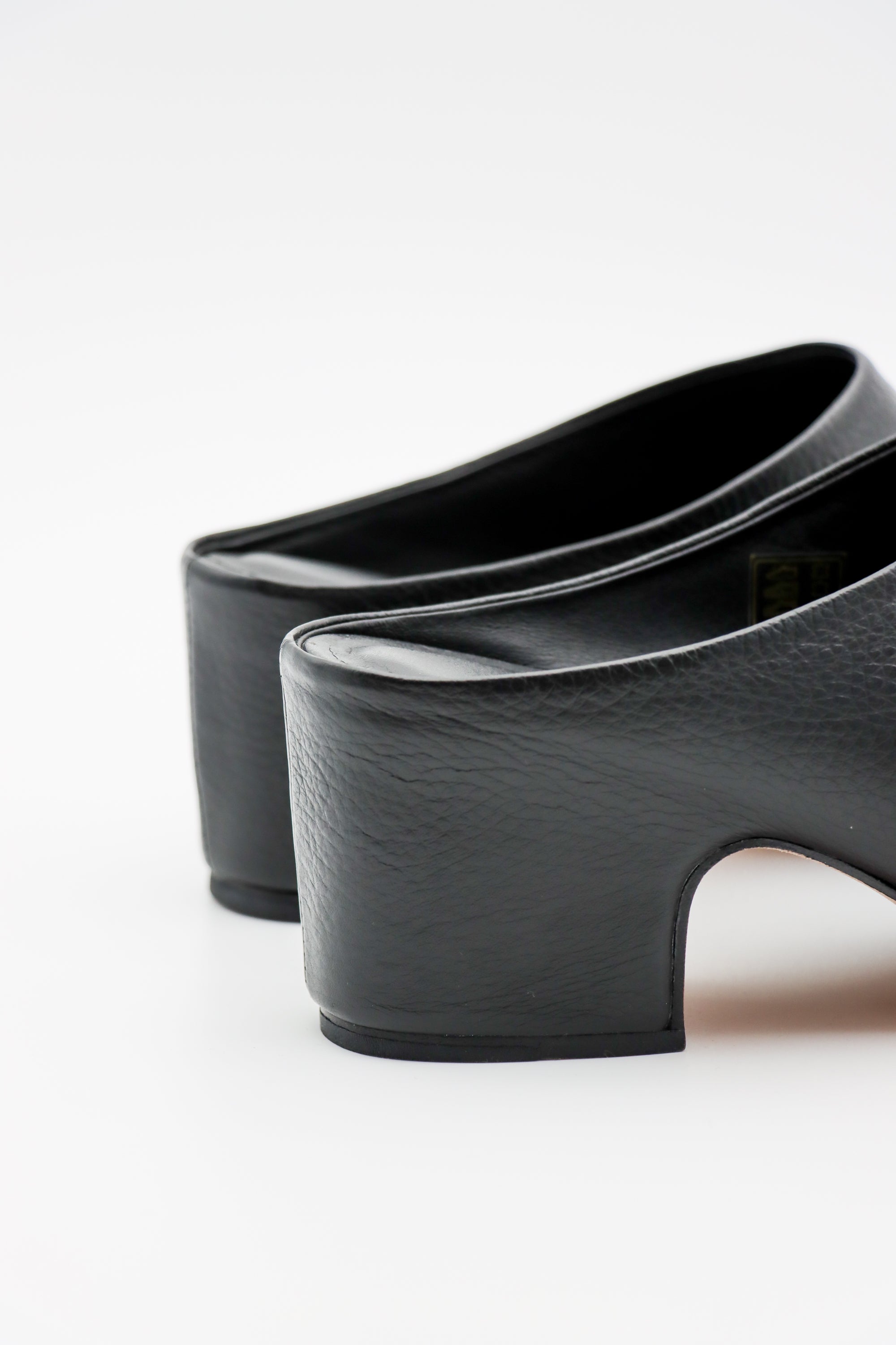 Soft Arch Mule in Black by Lauren Manoogian – Idlewild