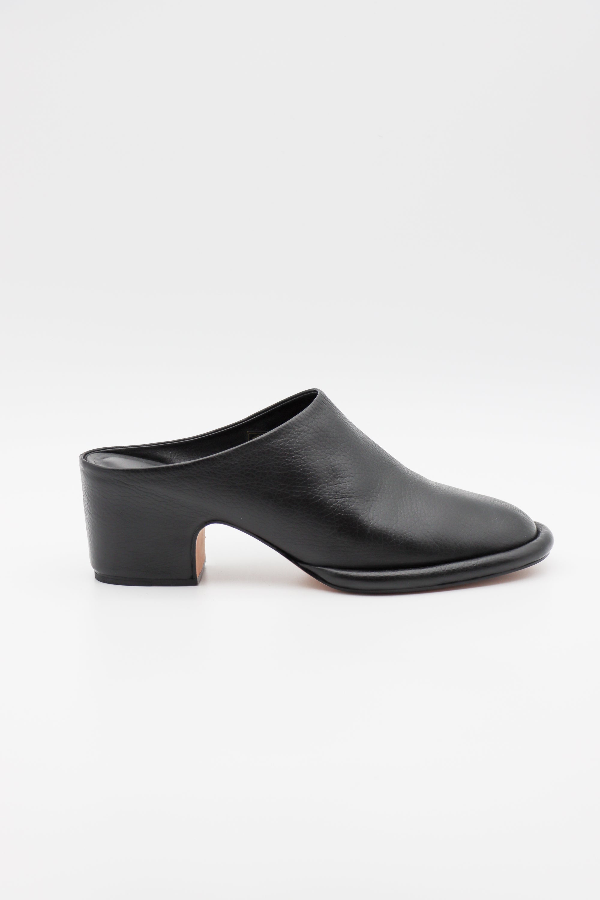 Soft Arch Mule in Black by Lauren Manoogian – Idlewild