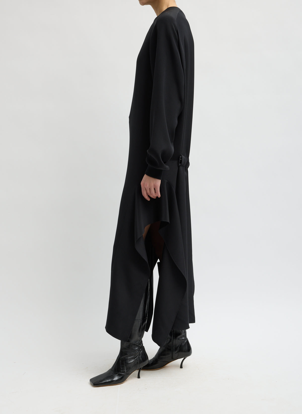 4 PLY SILK LONG SLEEVE DRESS WITH RUFFLE DETAIL