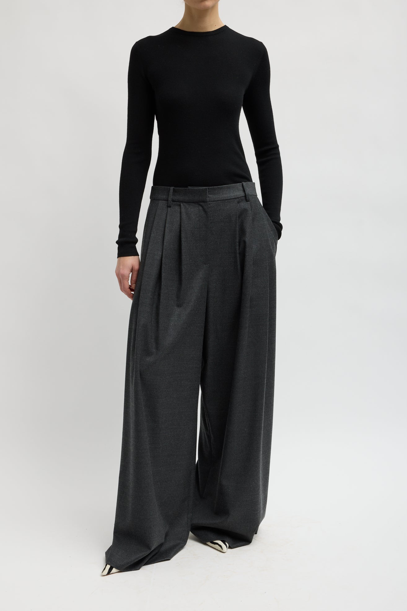 COZY FLANNEL TRIPLE PLEAT PANT