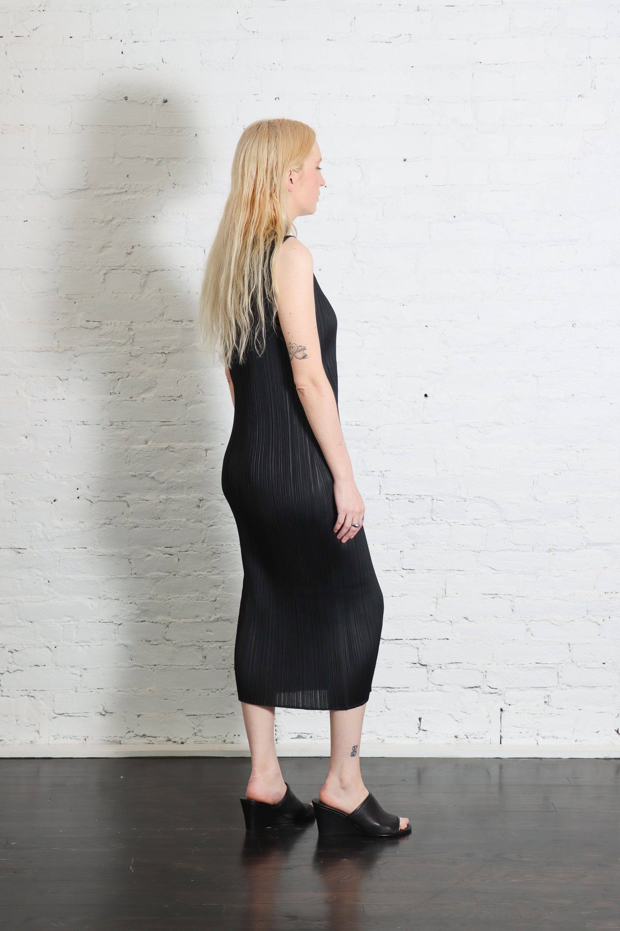 April Monthly Colors Dress in Black by Pleats Please Issey Miyake – Idlewild