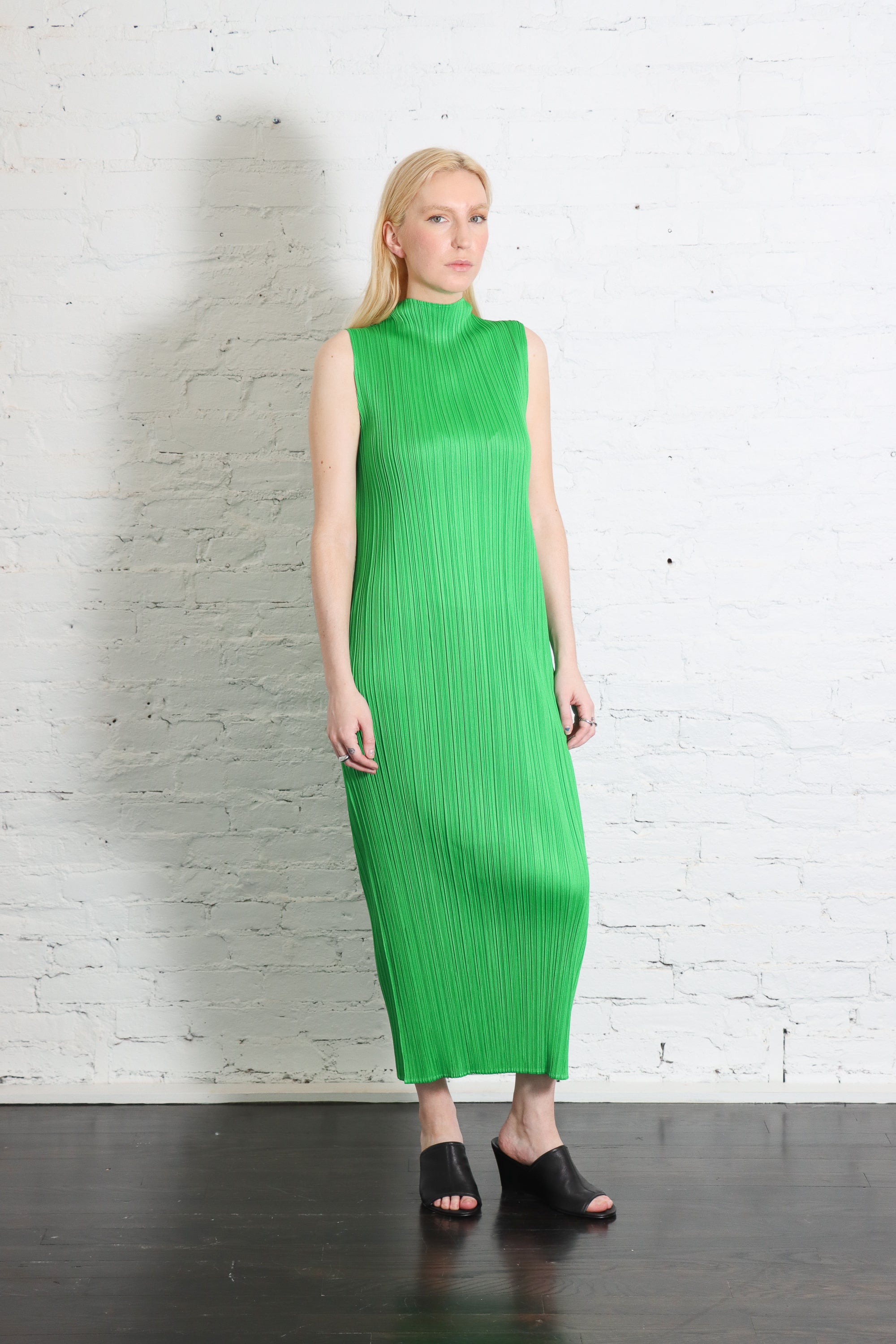 issey miyake pleats please dress Groove in Bright Pink JH135 Material Pleats Please Issey Miyake Leap