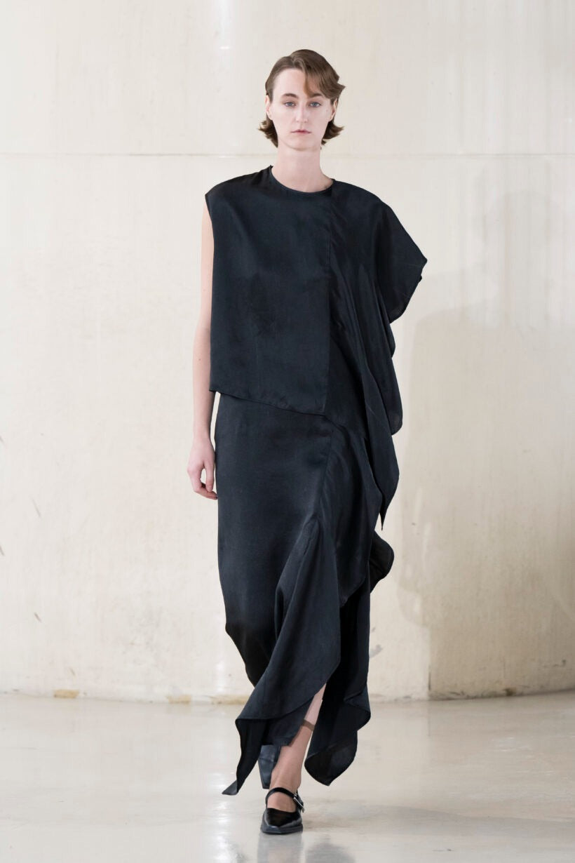 Asymmetrical Shirt in White by Dawei-Tops-Dawei-Idlewild