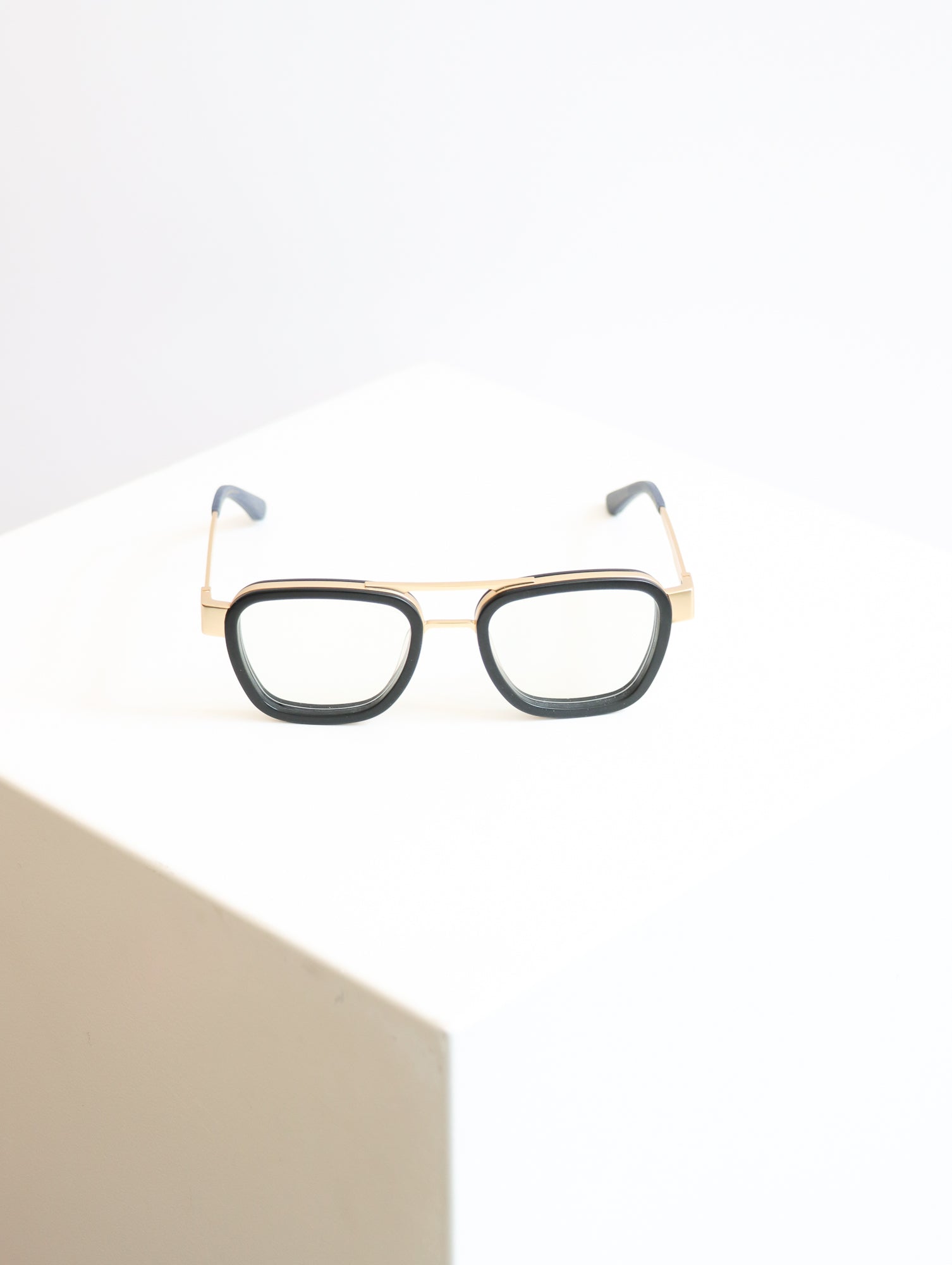 Bandit Readers in Matte Gold &amp; Black by Caddis-Caddis Eyewear-Idlewild