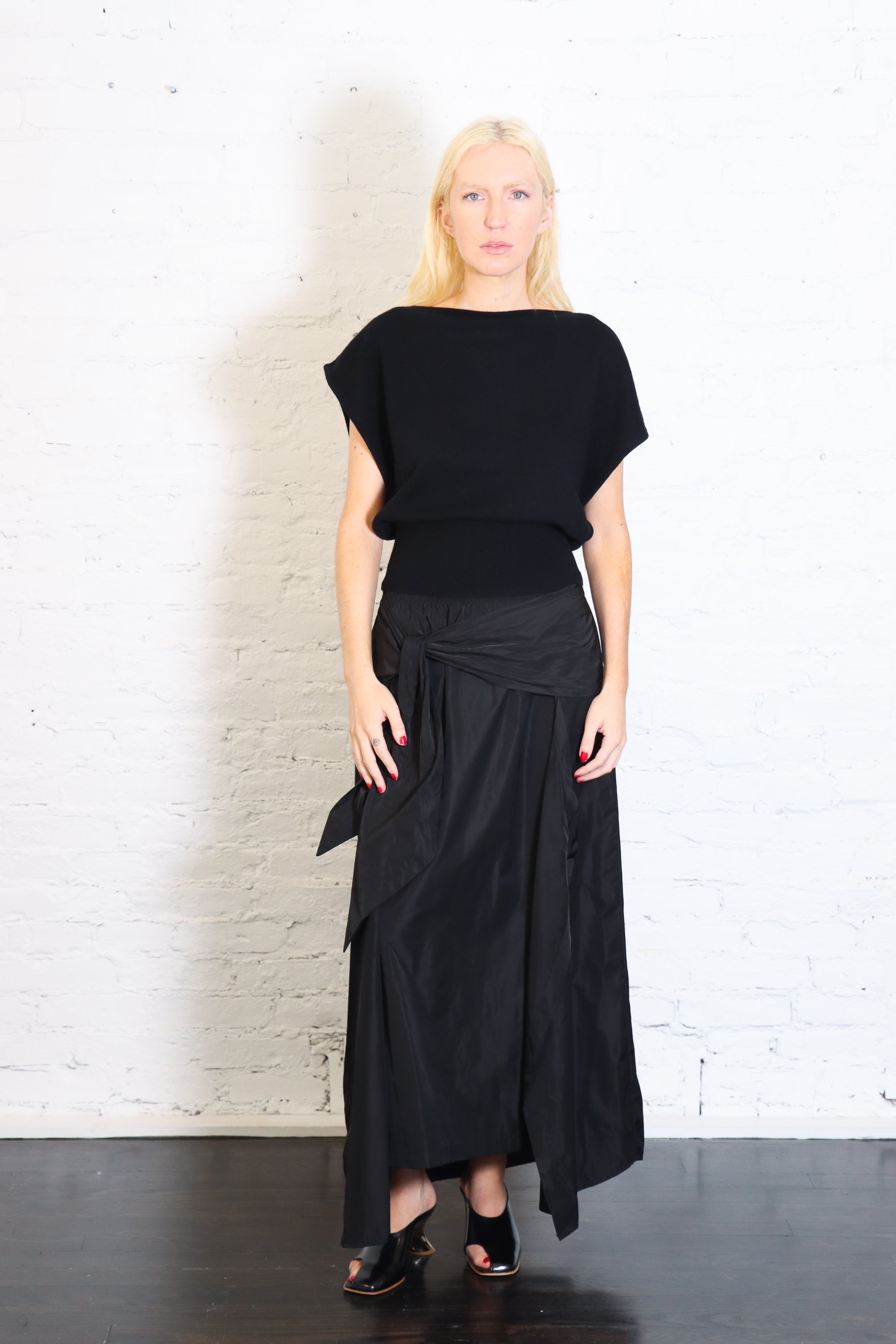 Cashmere Asymm Top Top in Black Vapor by St. Agni-St. Agni-Idlewild-Cincinnati