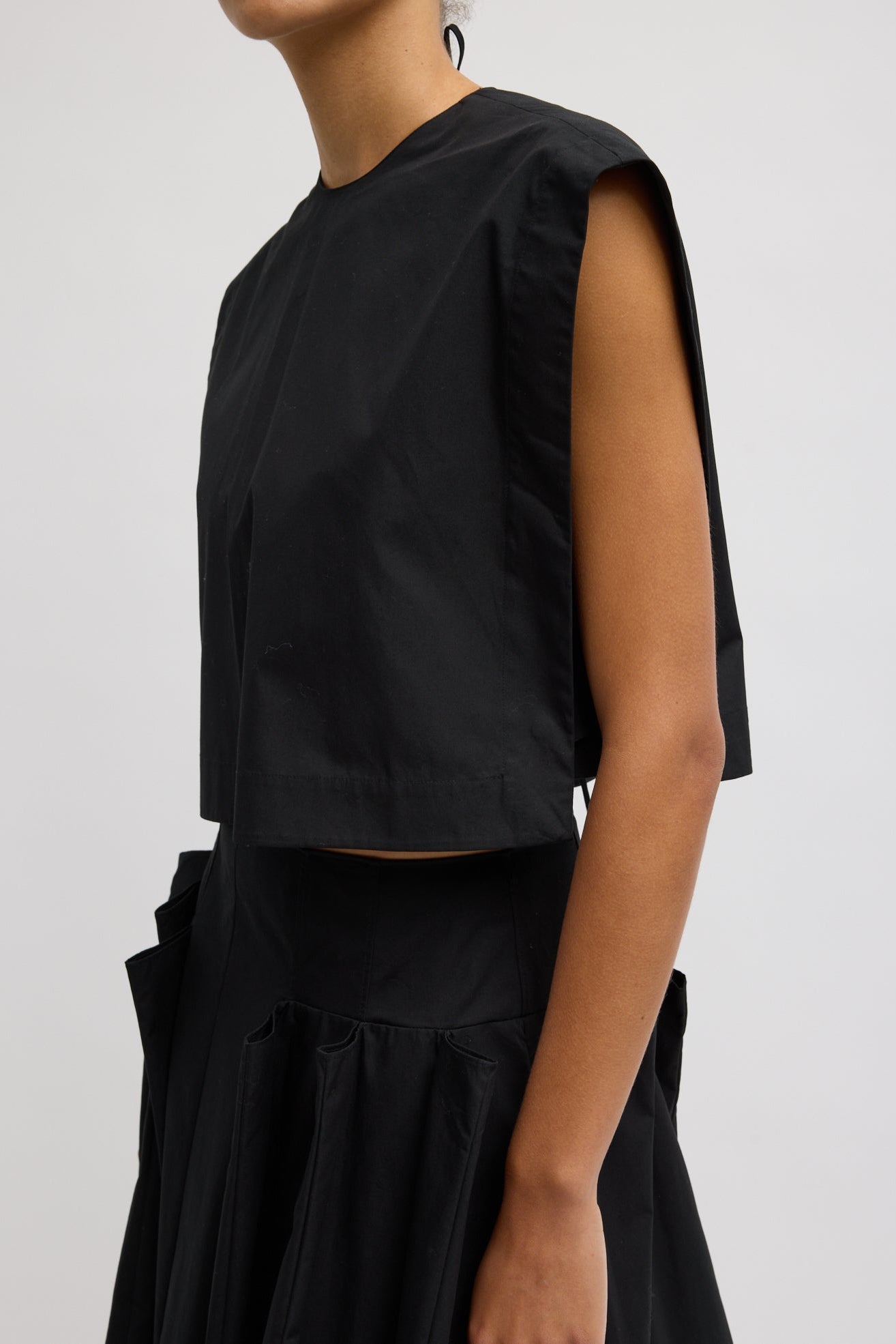 COMPACT ECO POPLIN CROPPED SQUARE TOP