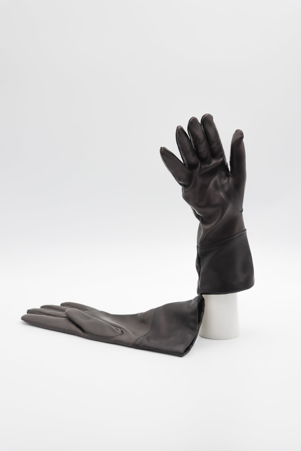 Contrast Lambskin Cashmere Lined Gloves in Gray/Black by Gloves Forino 1899-Gloves Forino 1899-Idlewild-Cincinnati