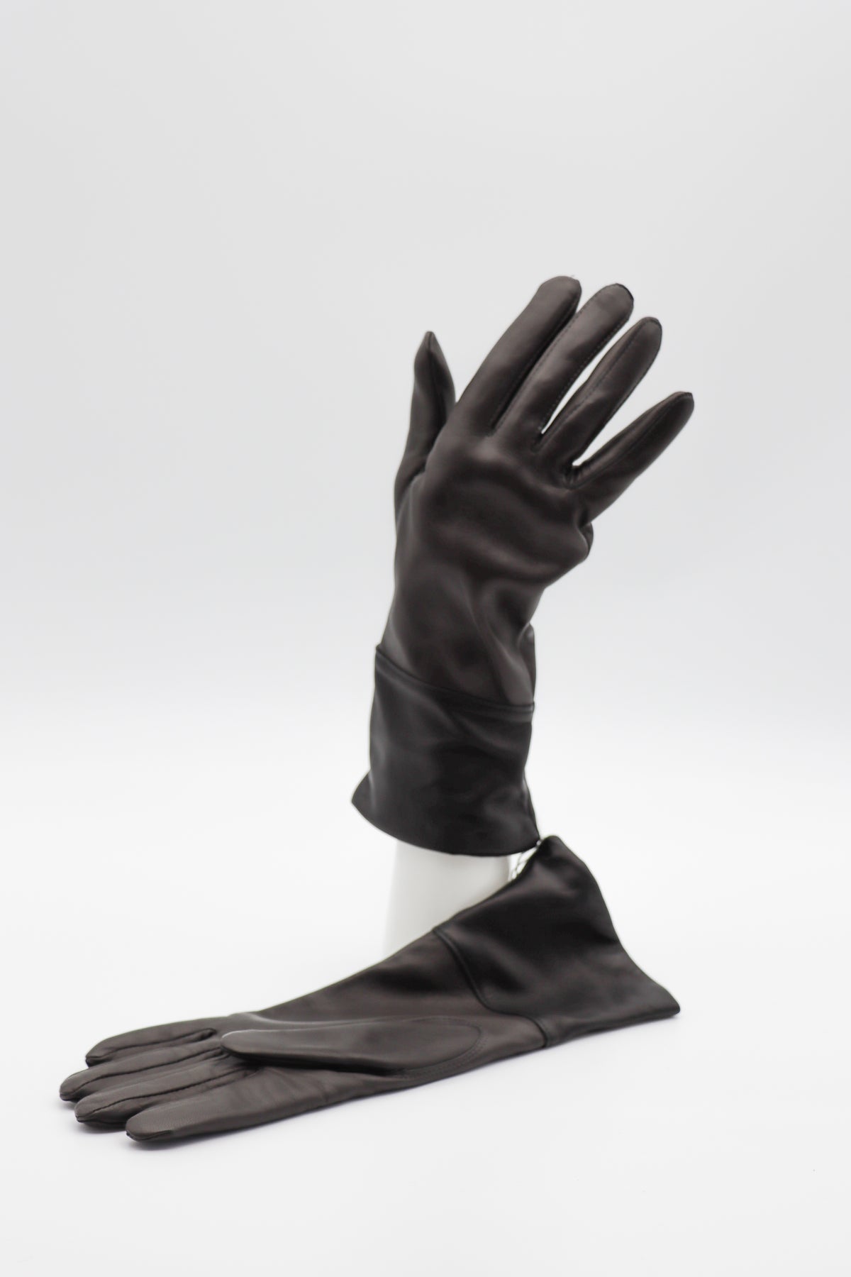 Contrast Lambskin Cashmere Lined Gloves in Gray/Black by Gloves Forino 1899-Gloves Forino 1899-Idlewild-Cincinnati