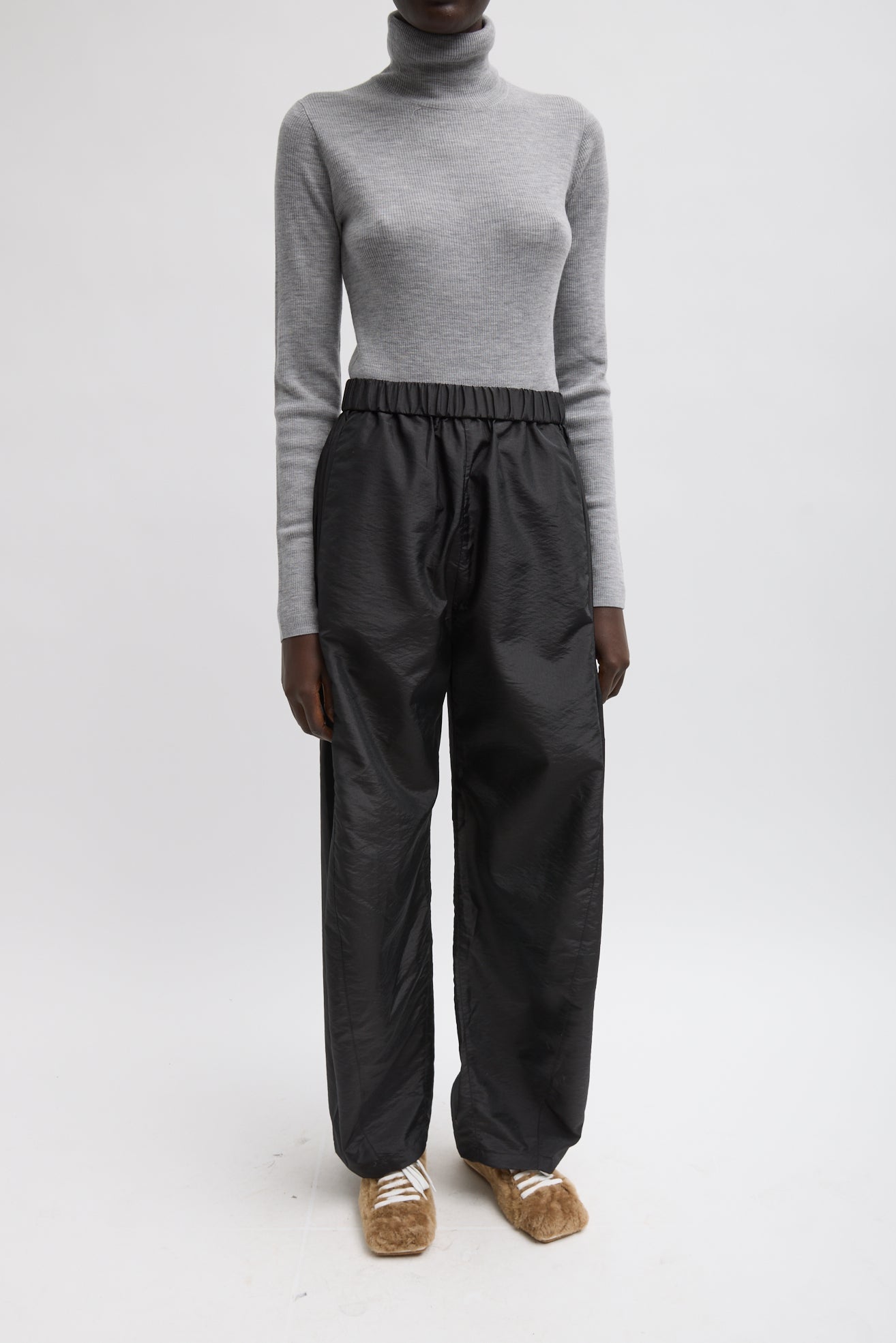 CRISPY NYLON WINSLOW PANT