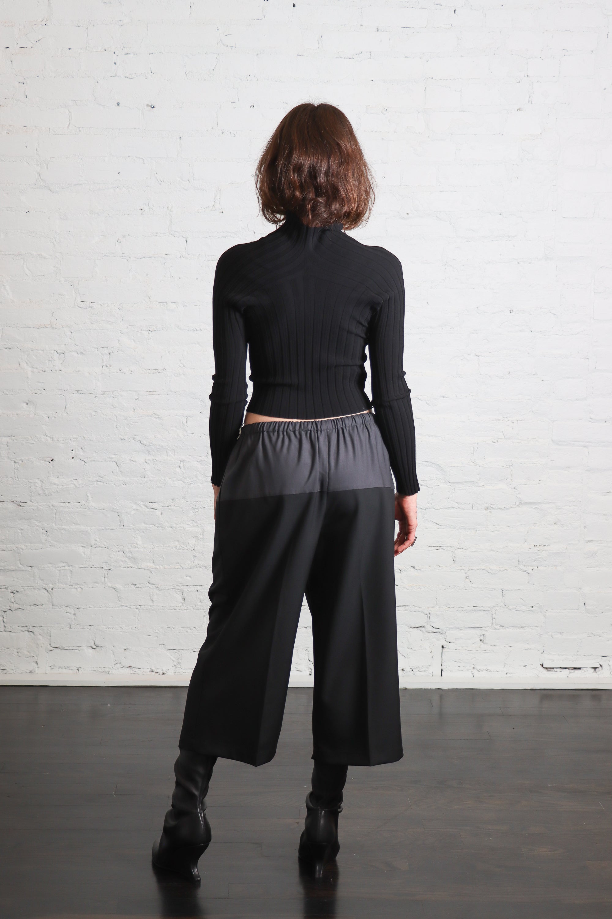 Elephant Knit Top in Black by Issey Miyake – Idlewild