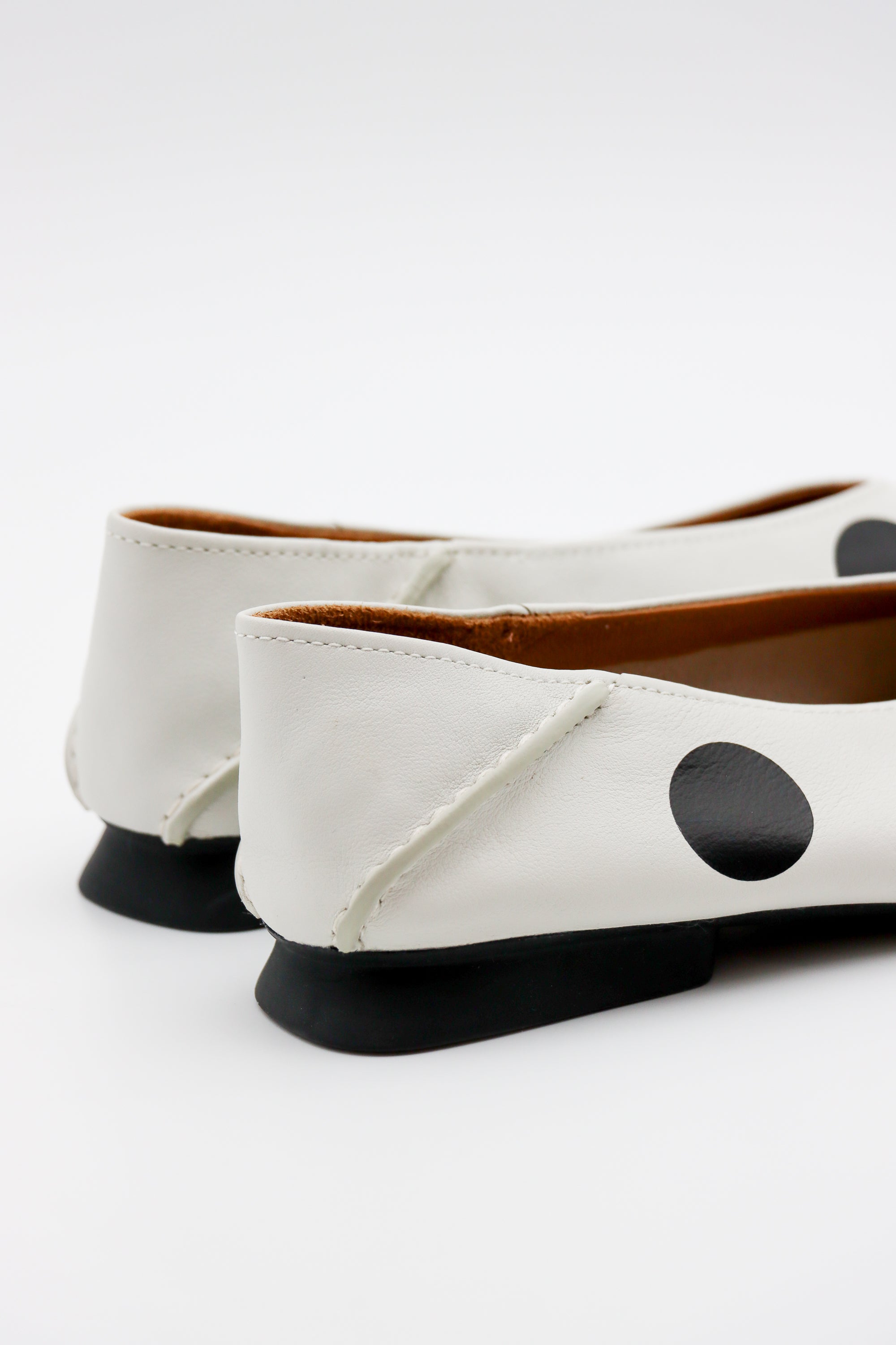 Gobi Houston Flat in White by Camper-Camper-Idlewild