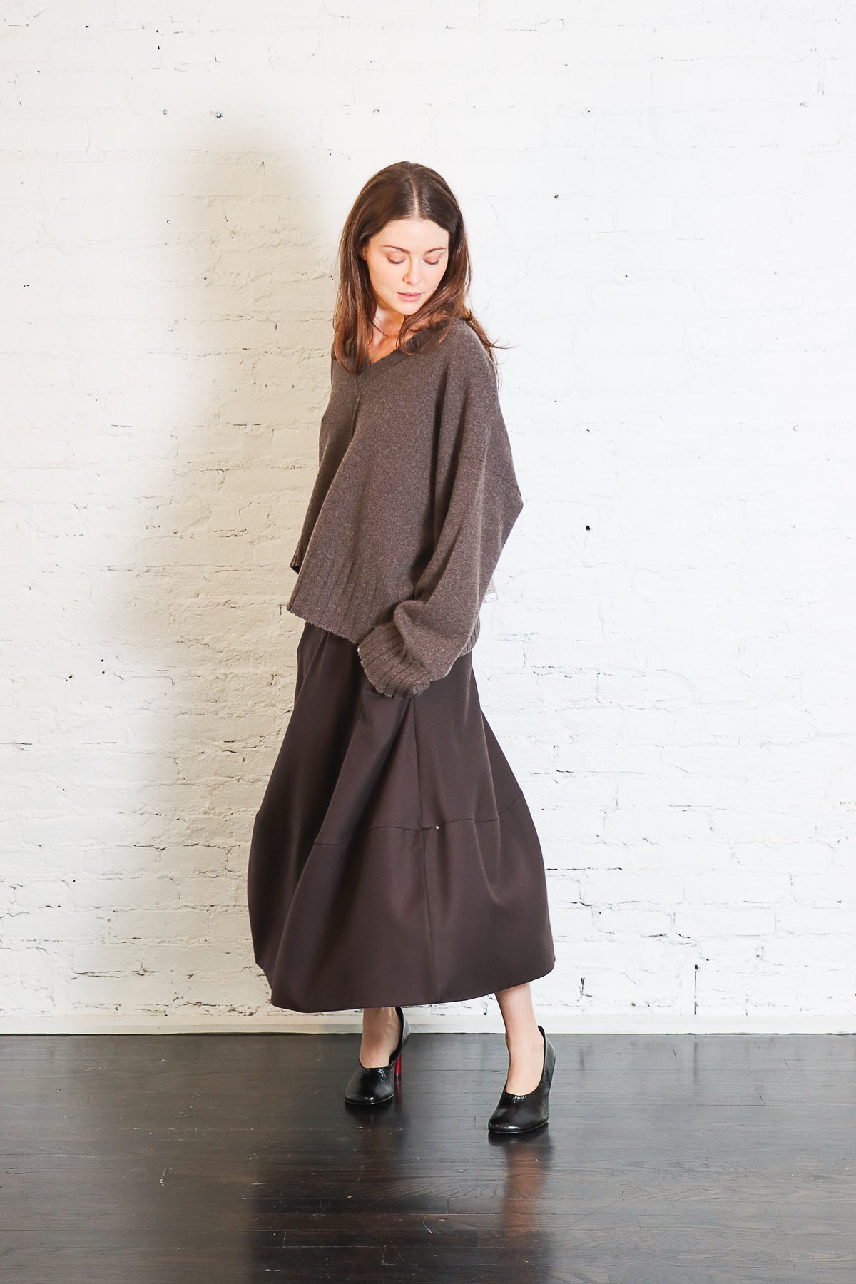 V-Neck Pullover in Moro by Serien°umerica