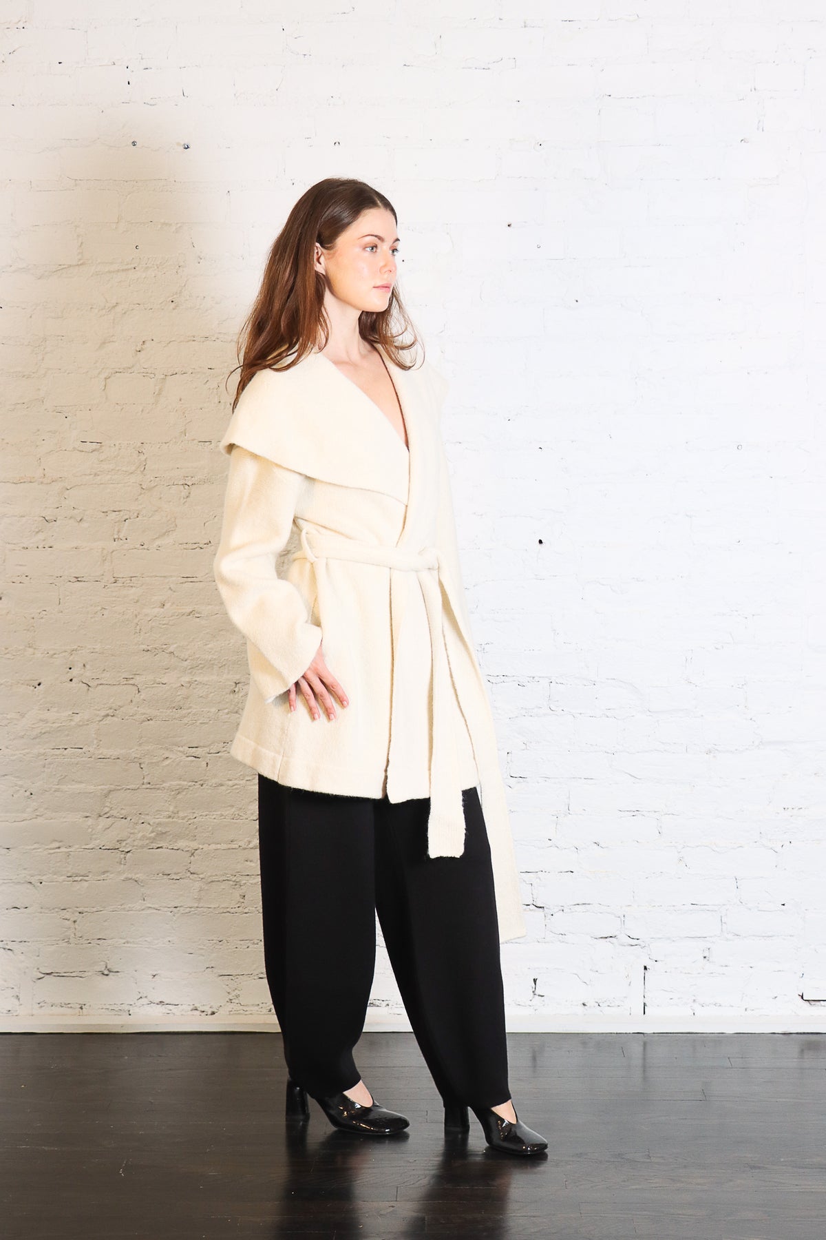 Venn Cardigan in Raw White by Lauren Manoogian