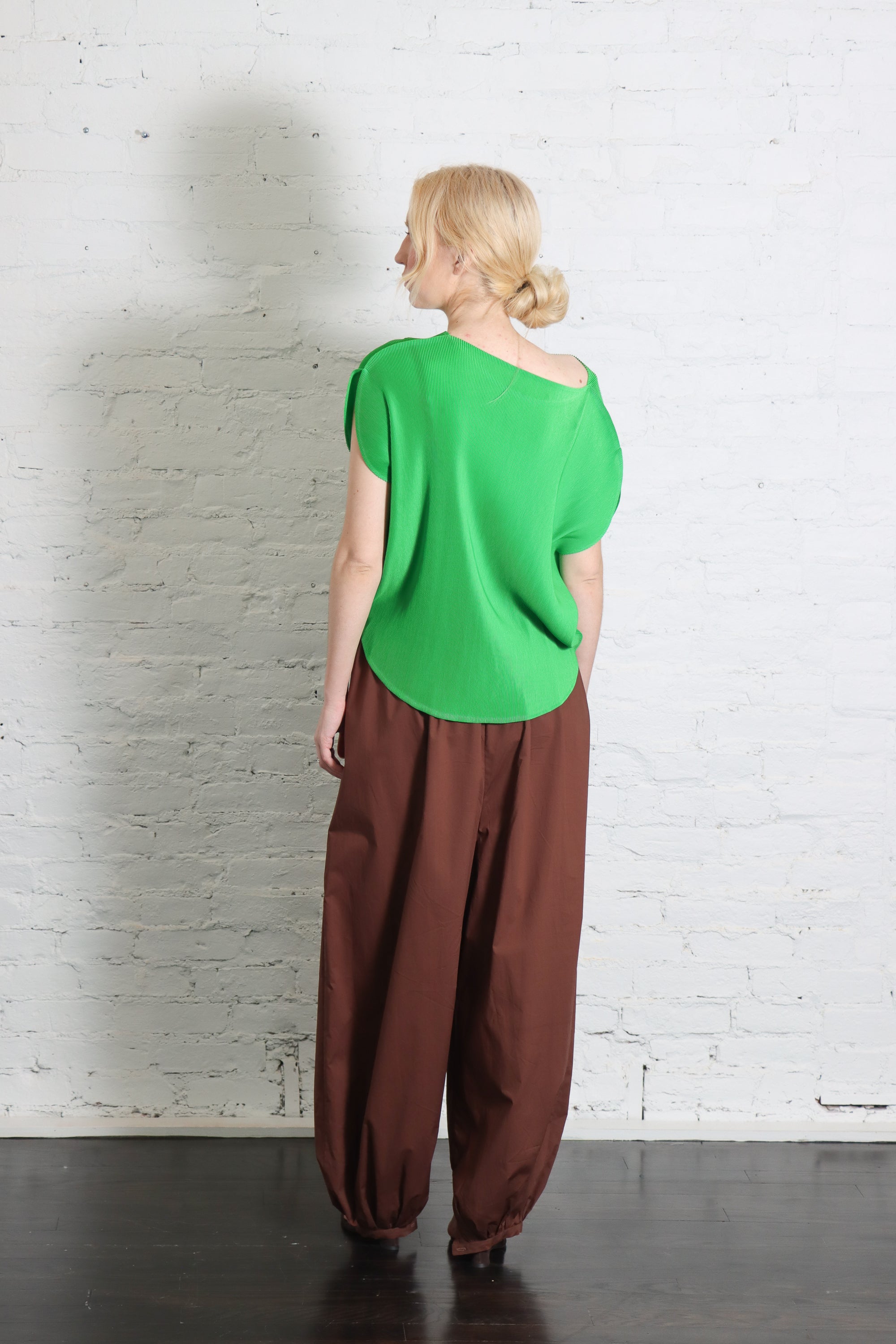 Mist April Top in Green by Pleats Please Issey Miyake – Idlewild