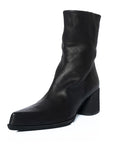 Queen of Less Boots in Black by Puro-Shoes-Puro-Idlewild
