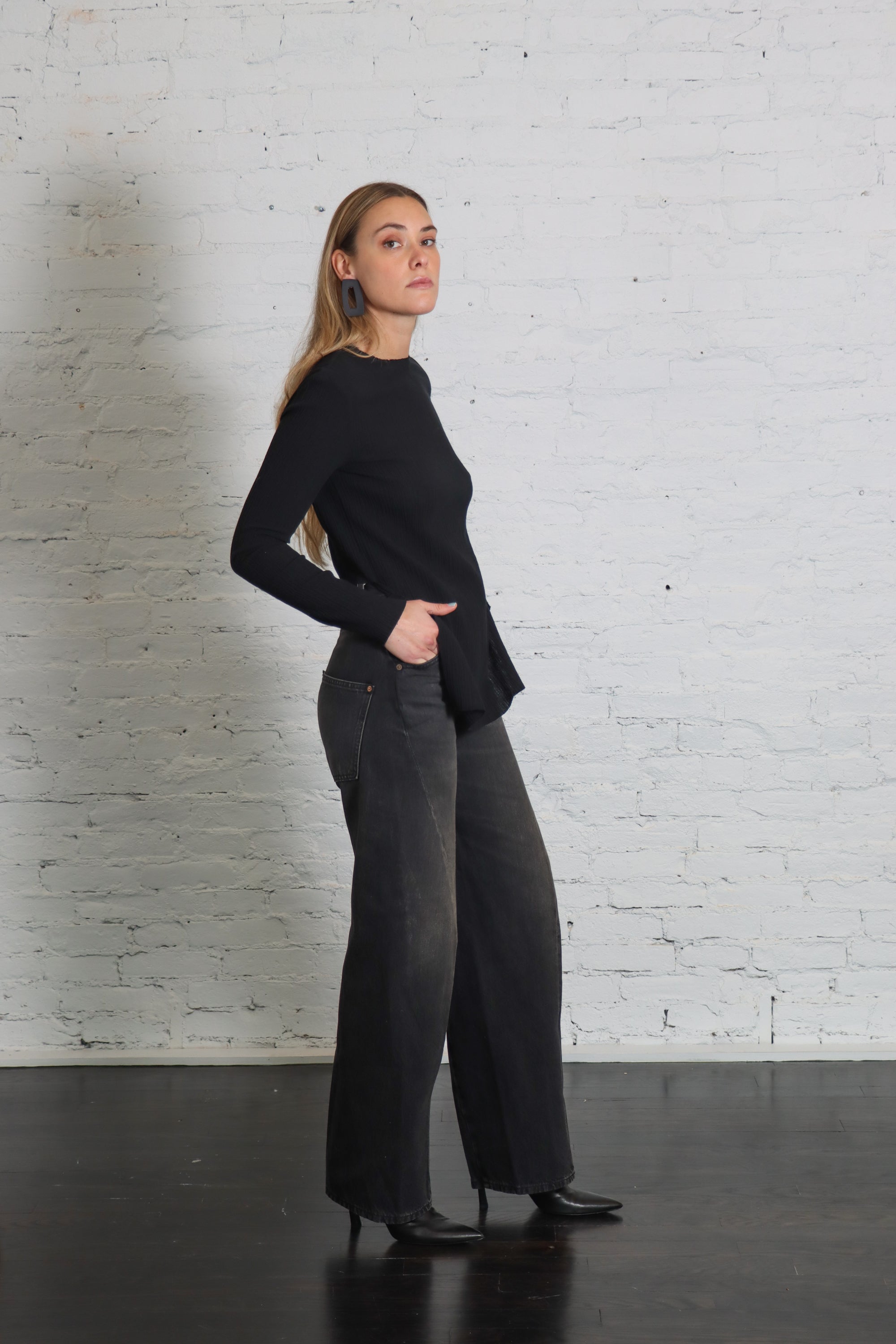 【LAUREN MANOOGIAN】INTERLOCK APRON TOP Lauren Manoogian Interlock Apron Top - Raw White | Garmentory