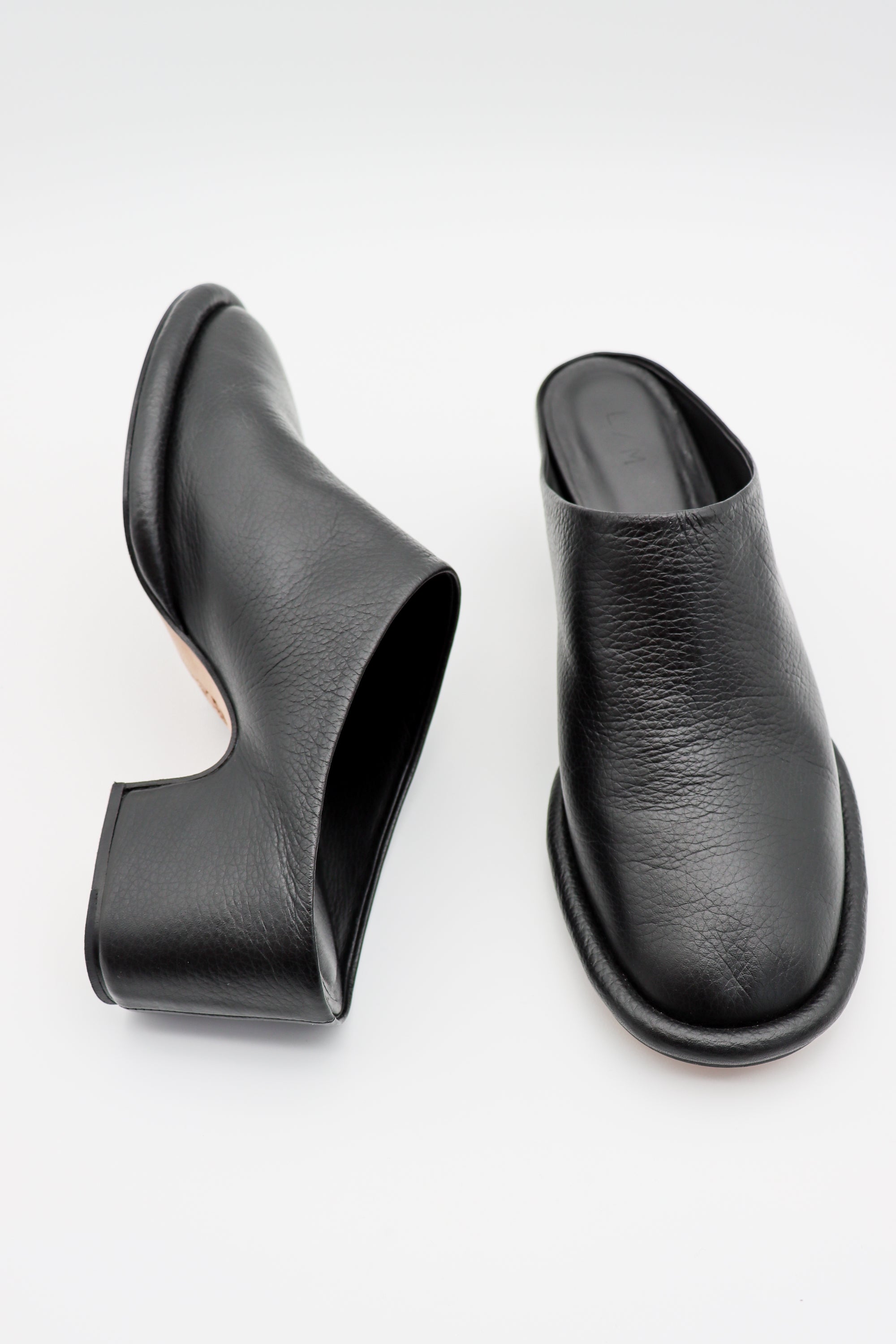Soft Arch Mule in Black by Lauren Manoogian – Idlewild