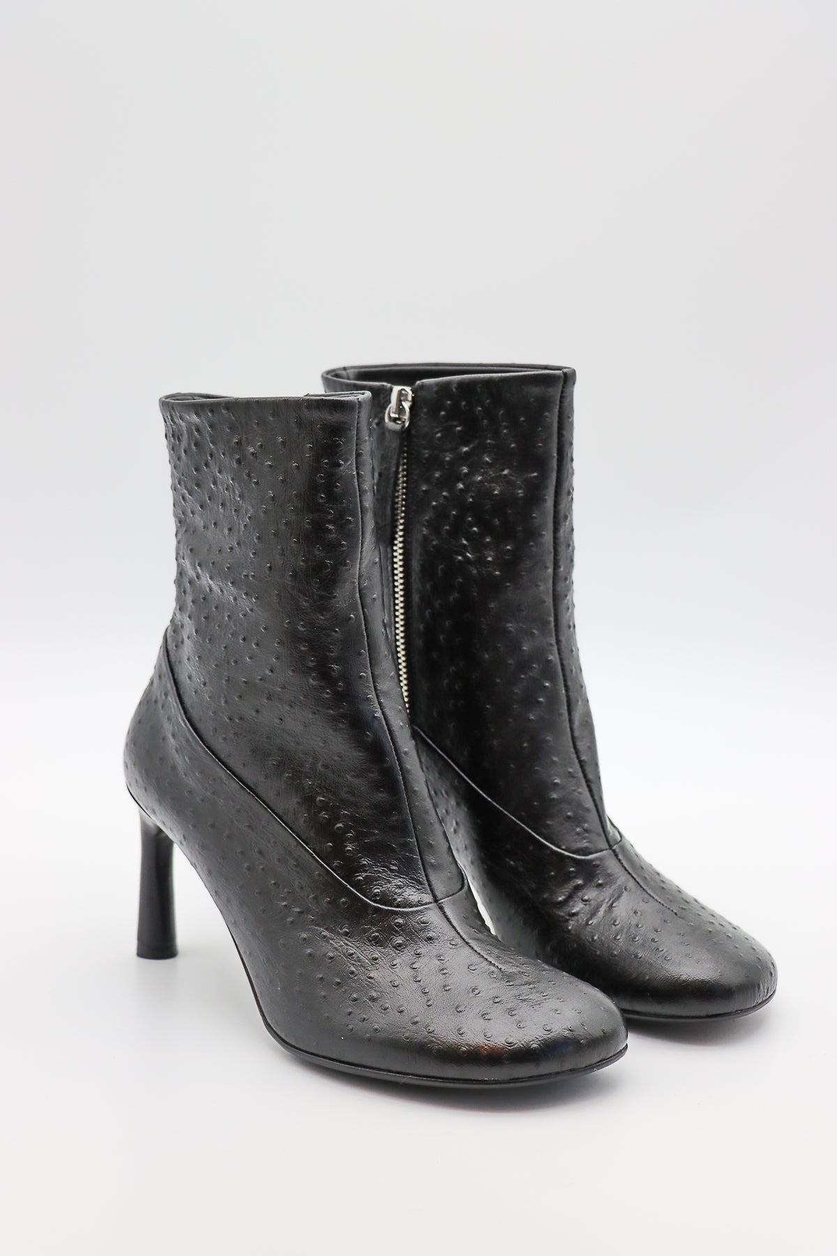 LORI15 Tronchetto Ostrich in Nero by Halmanera-Halmanera-Idlewild-Cincinnati